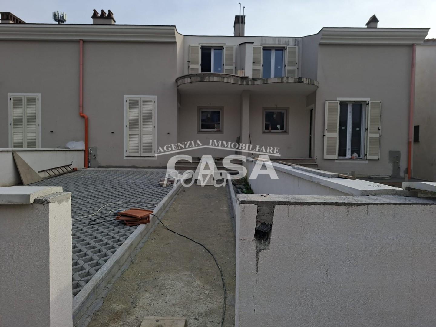Villa con terrazzi, Santa Maria a Monte montecalvoli basso