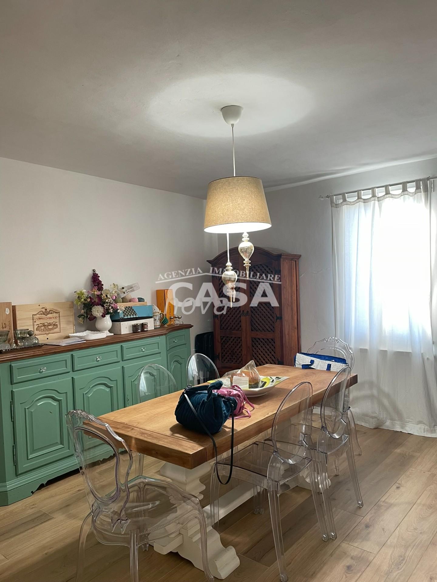 Villa con giardino, Santa Maria a Monte pregiuntino