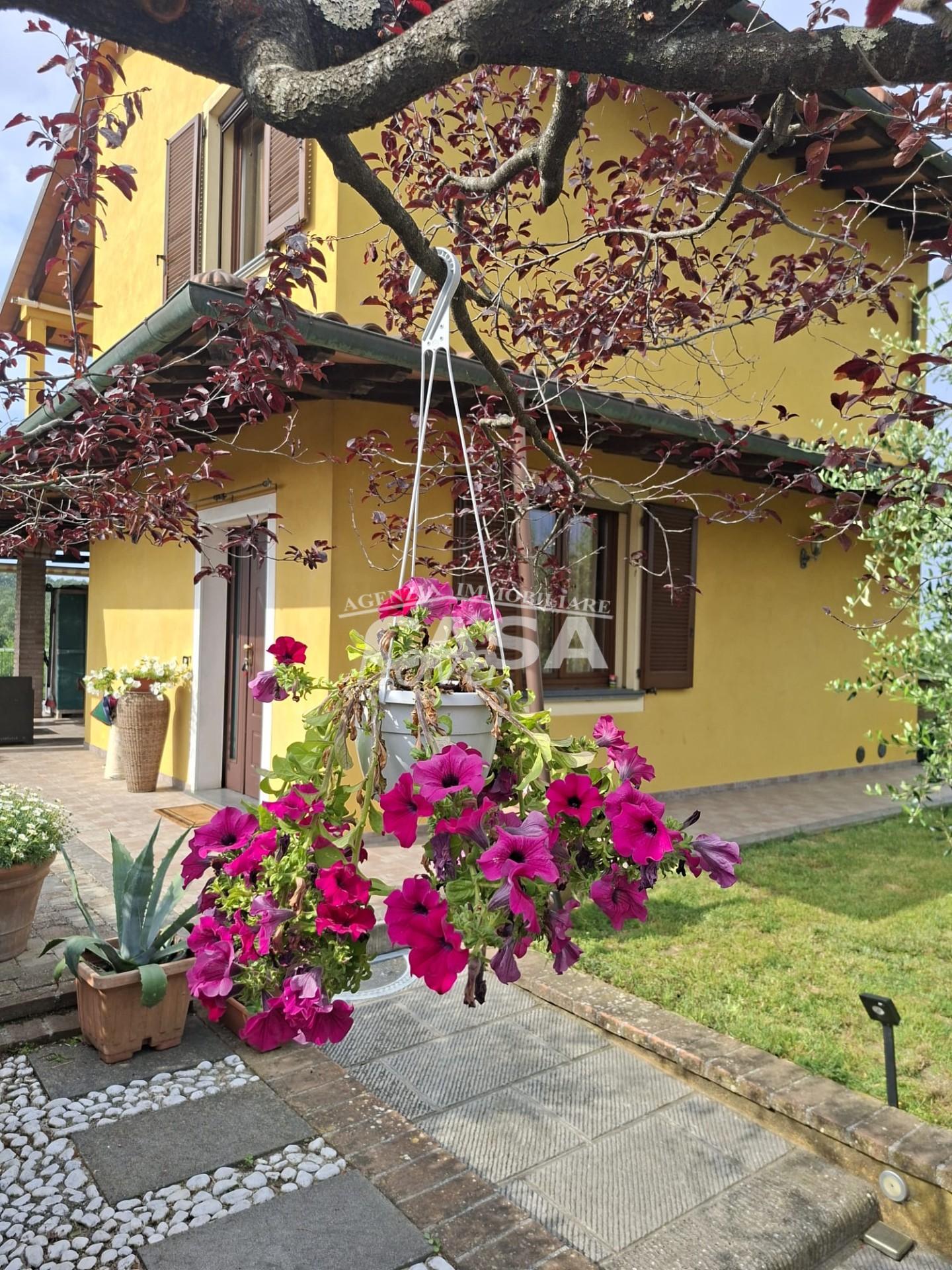Villa con giardino, Santa Maria a Monte falorni