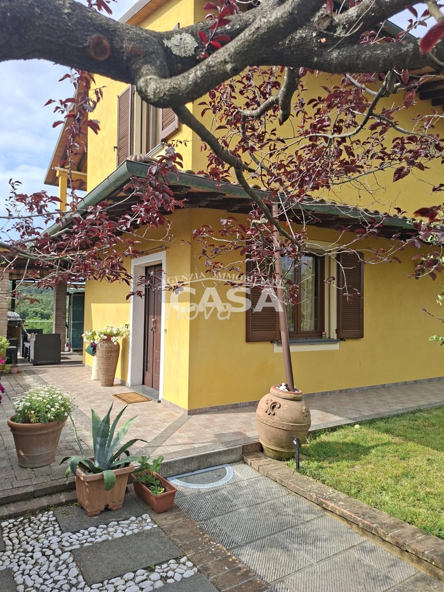 Villa con giardino, Santa Maria a Monte falorni