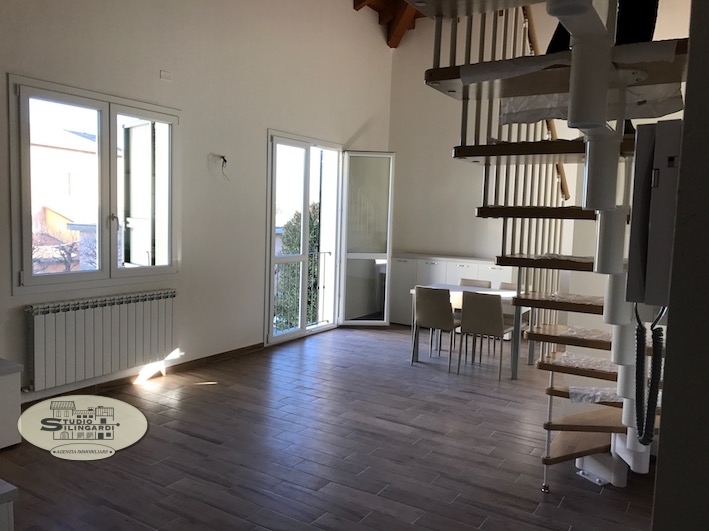 Appartamento in affitto a Modena, Baggiovara