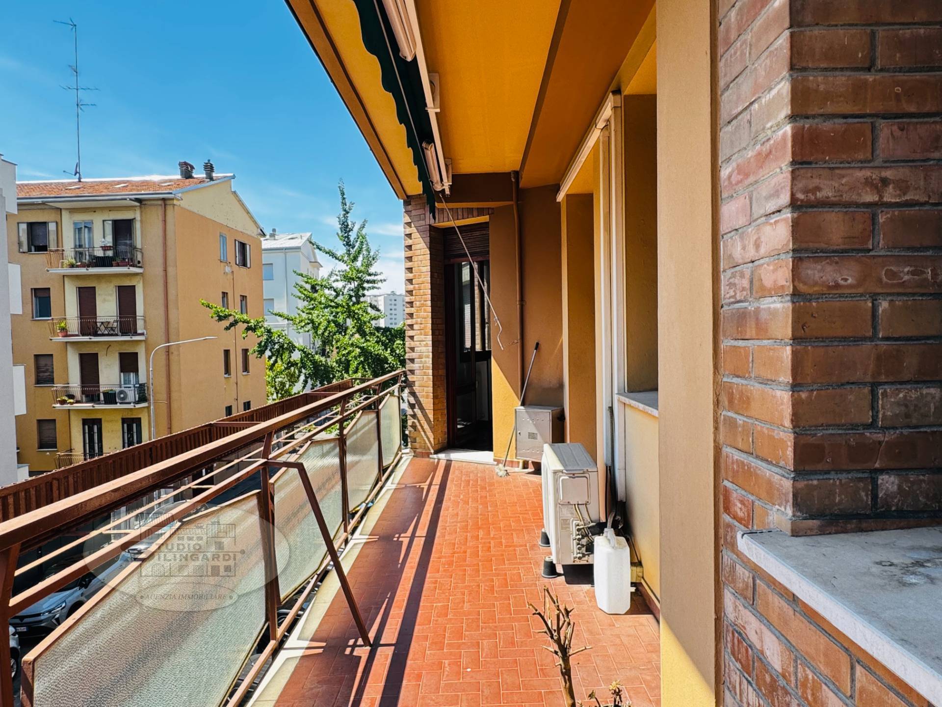 Appartamento in vendita a Modena, San Faustino