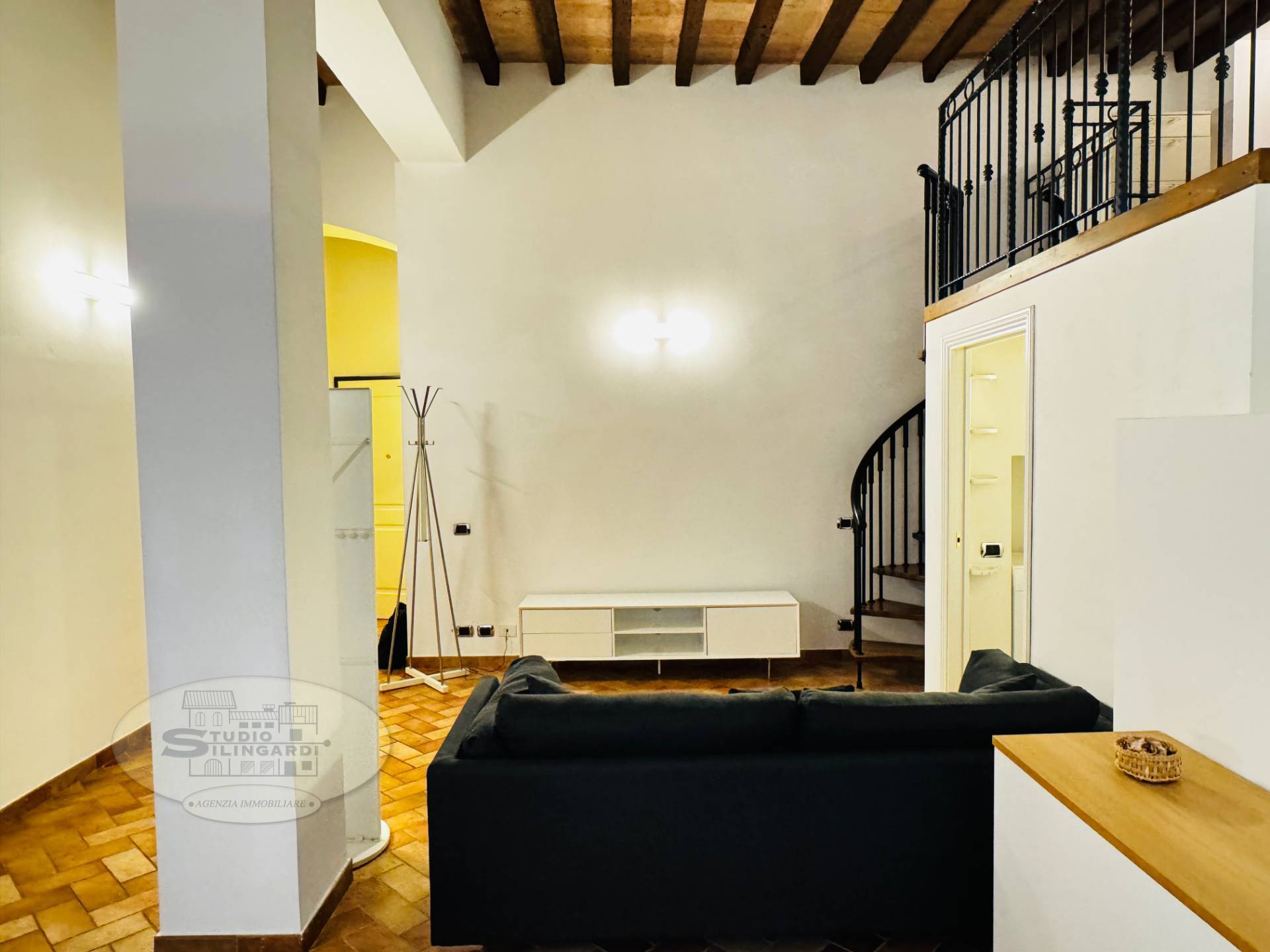 Appartamento in affitto a Modena, Centro storico