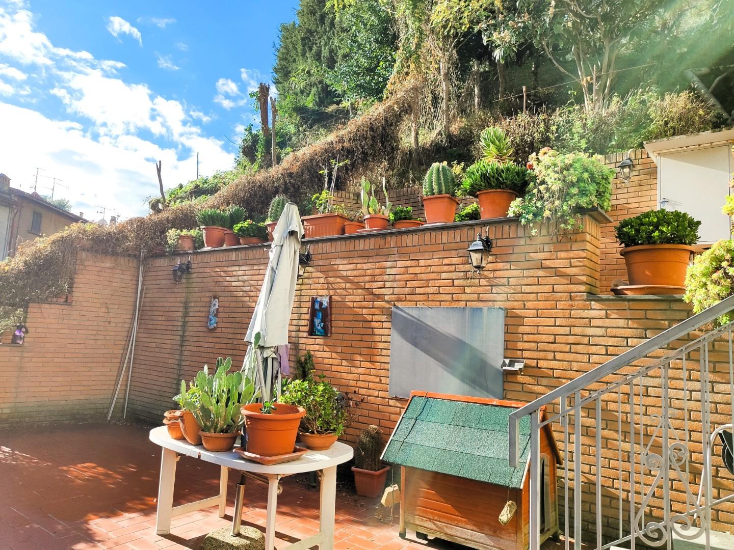 Appartamento con terrazzo a San Miniato