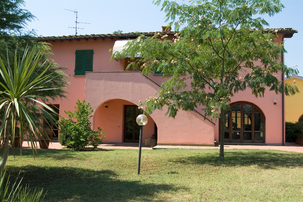 Attivit commerciale in vendita a San Miniato