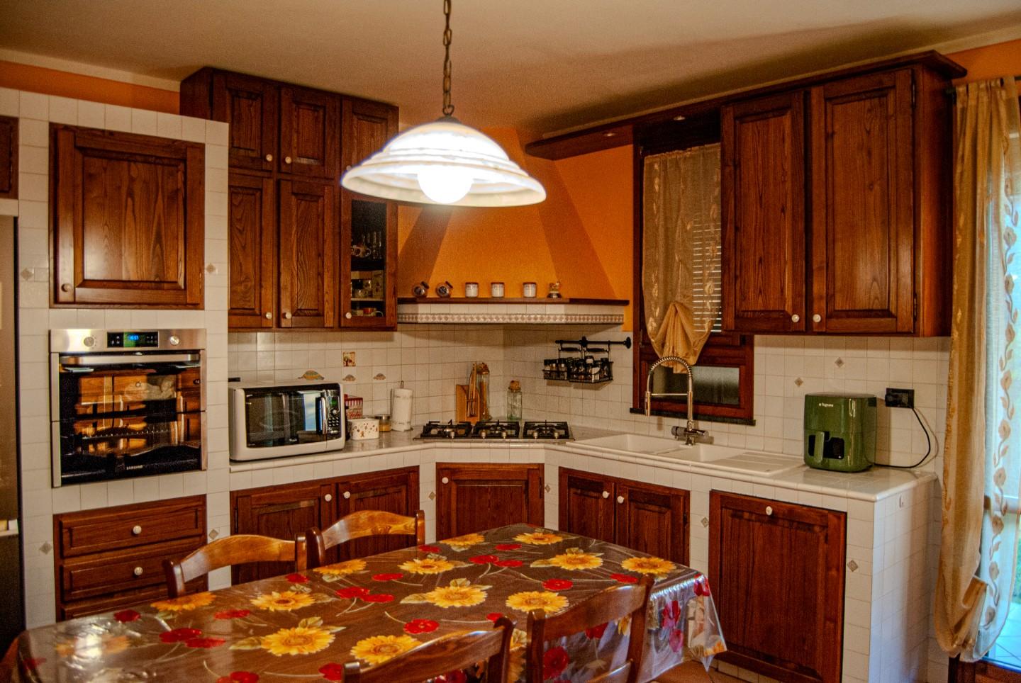 Villa con giardino, Fucecchio torre