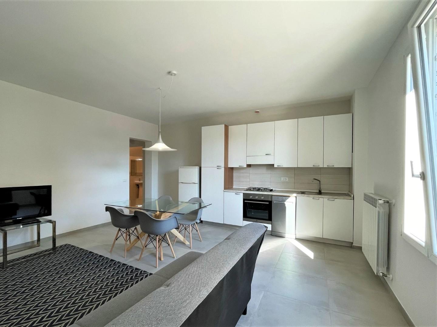 Bilocale arredato in affitto, San Miniato scala