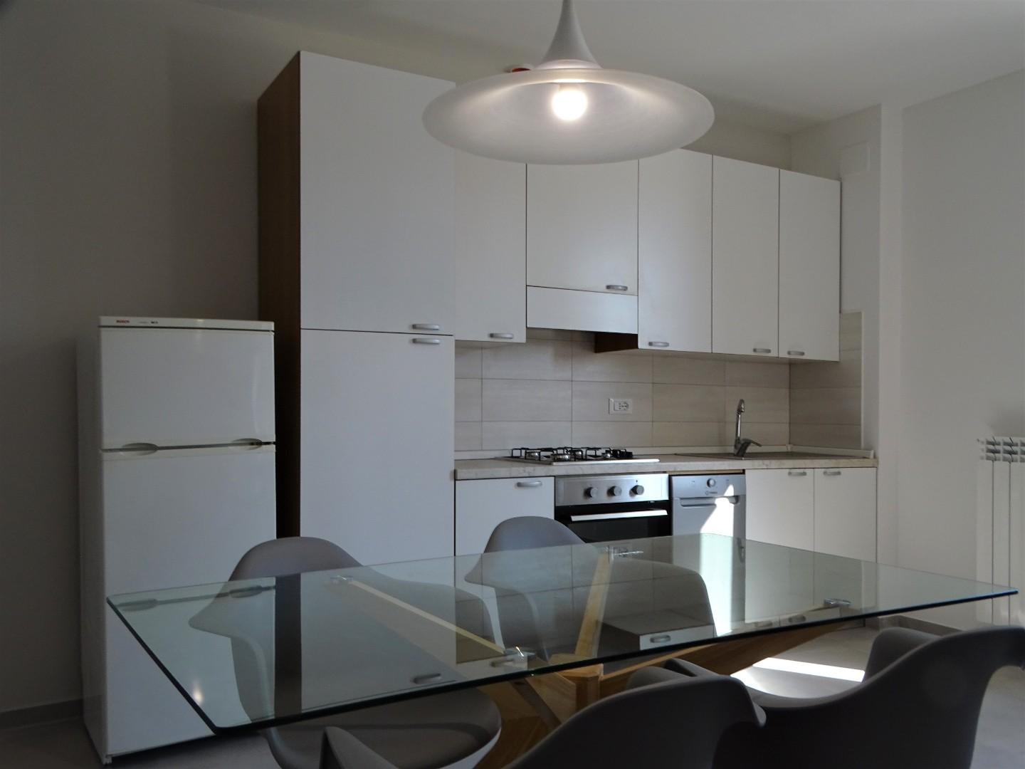 Bilocale arredato in affitto, San Miniato scala