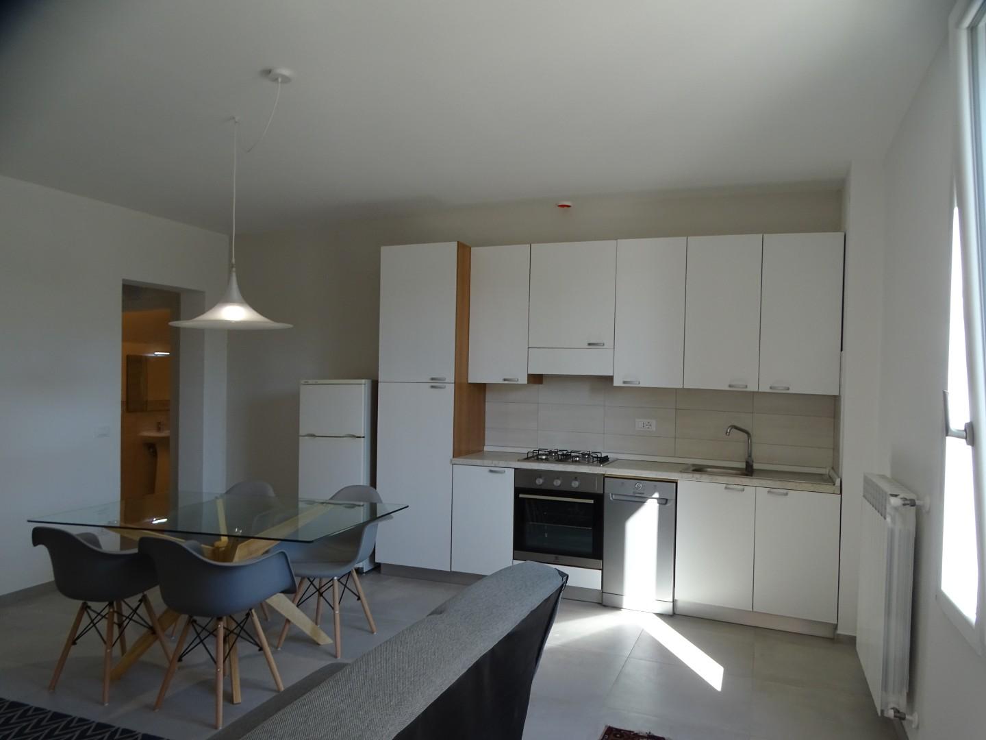 Bilocale arredato in affitto, San Miniato scala