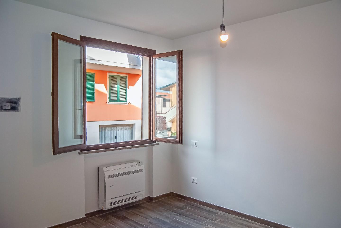 Trilocale con terrazzo, Montopoli in Val d'Arno san romano