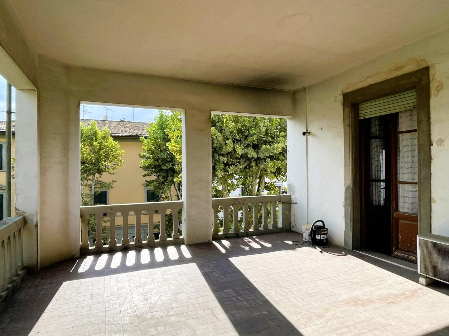 Stabile/Palazzo con giardino, San Miniato basso