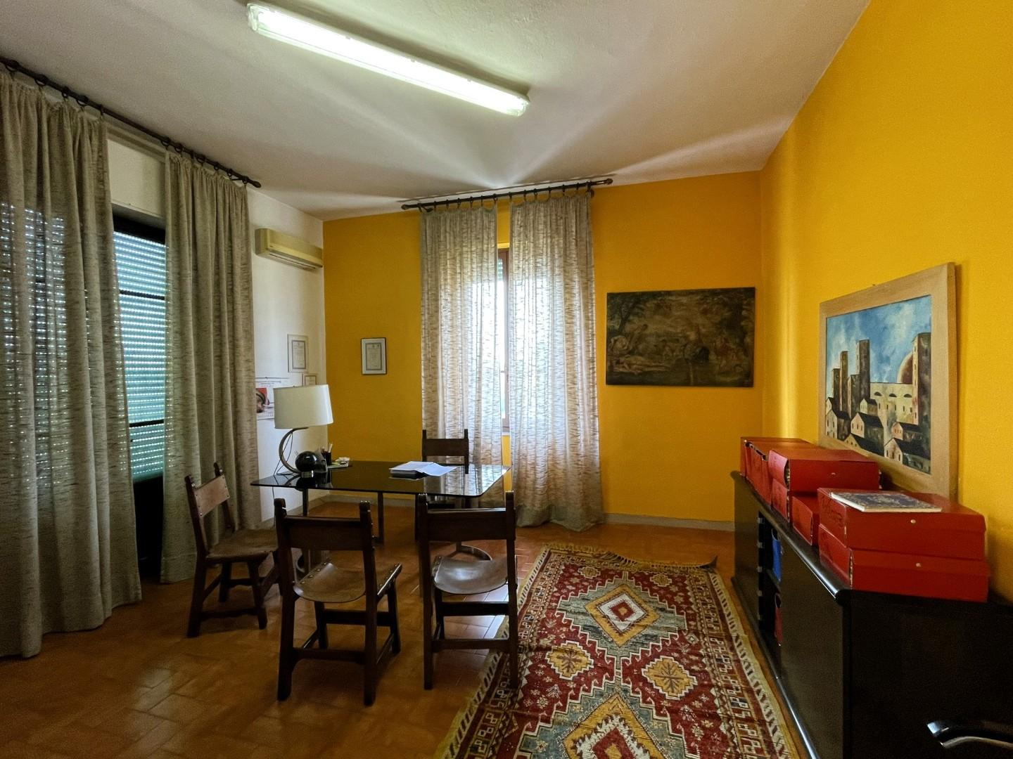 Stabile/Palazzo con giardino, San Miniato basso