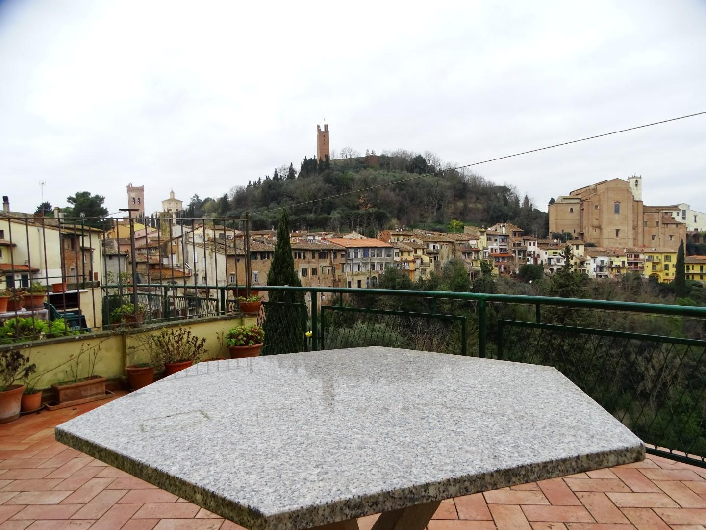 Trilocale arredato in affitto a San Miniato
