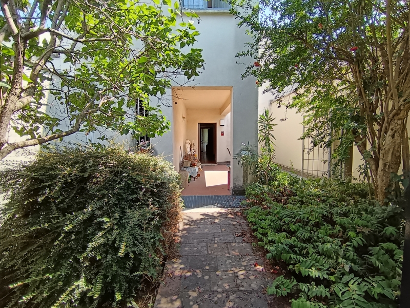 Villa con giardino a Bologna