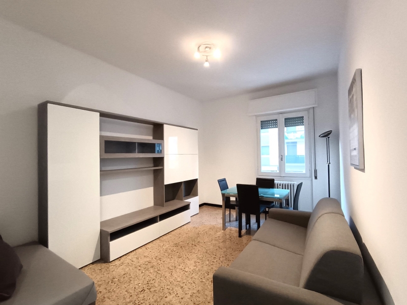 Bilocale arredato in affitto a Milano