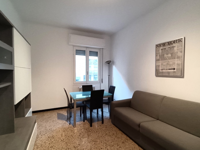 Bilocale arredato in affitto a Milano