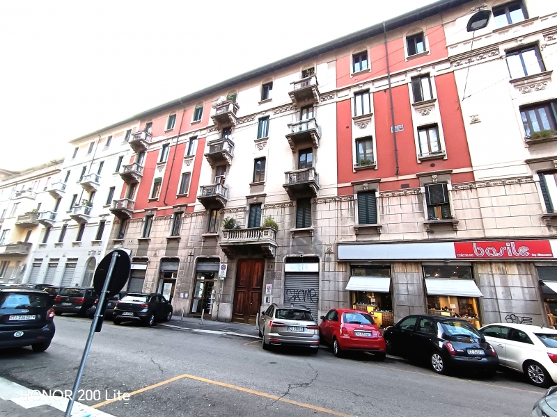 Bilocale arredato in affitto a Milano