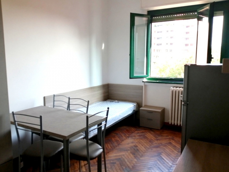 Monolocale arredato in affitto a Milano