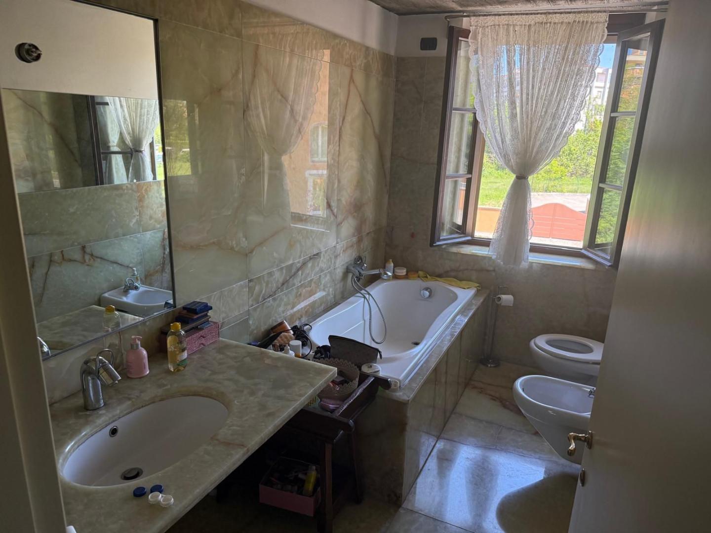 Casa indipendente con giardino, Pisa zona le piagge