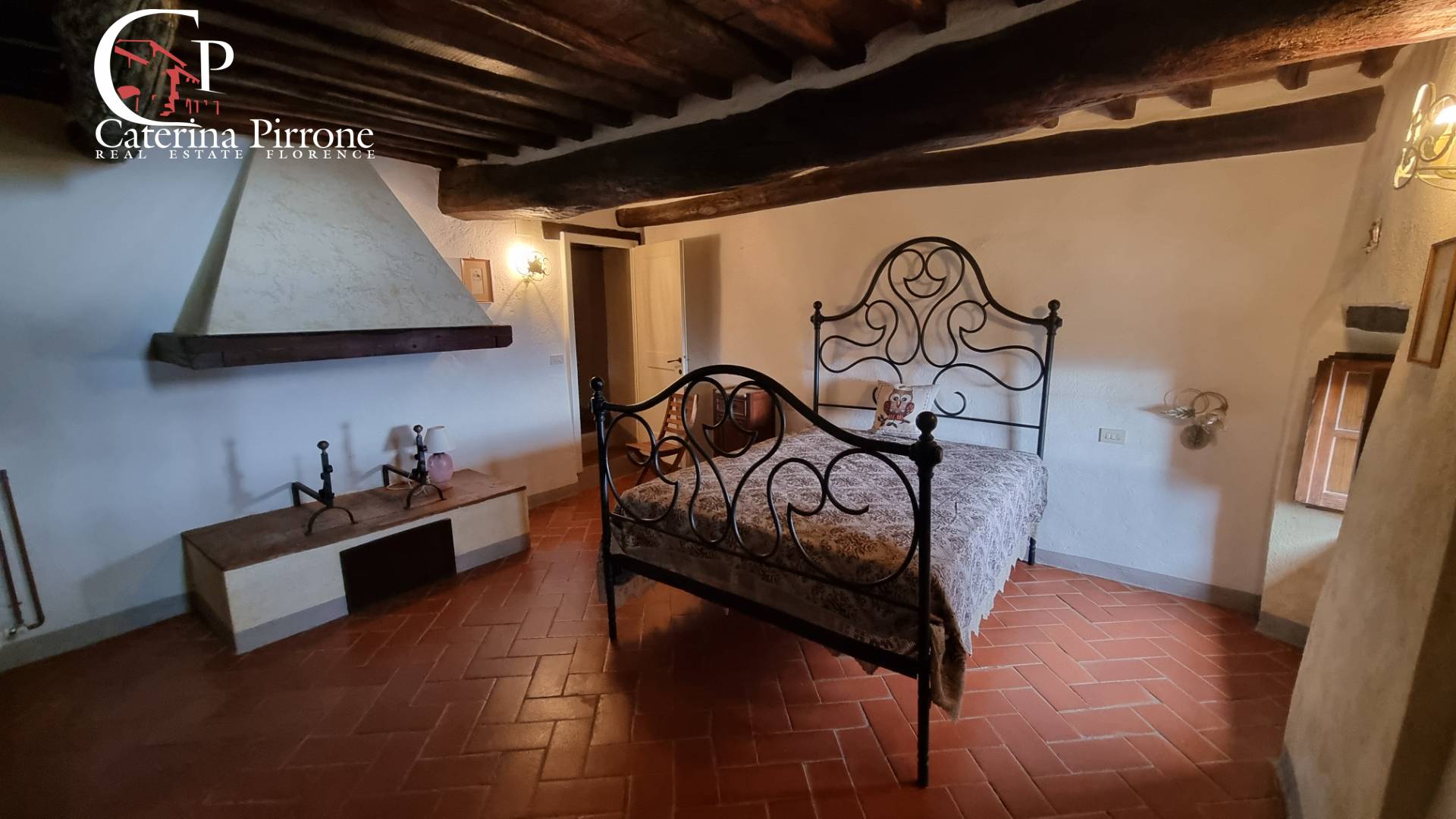 Appartamento indipendente in vendita a Bucine, Cennina