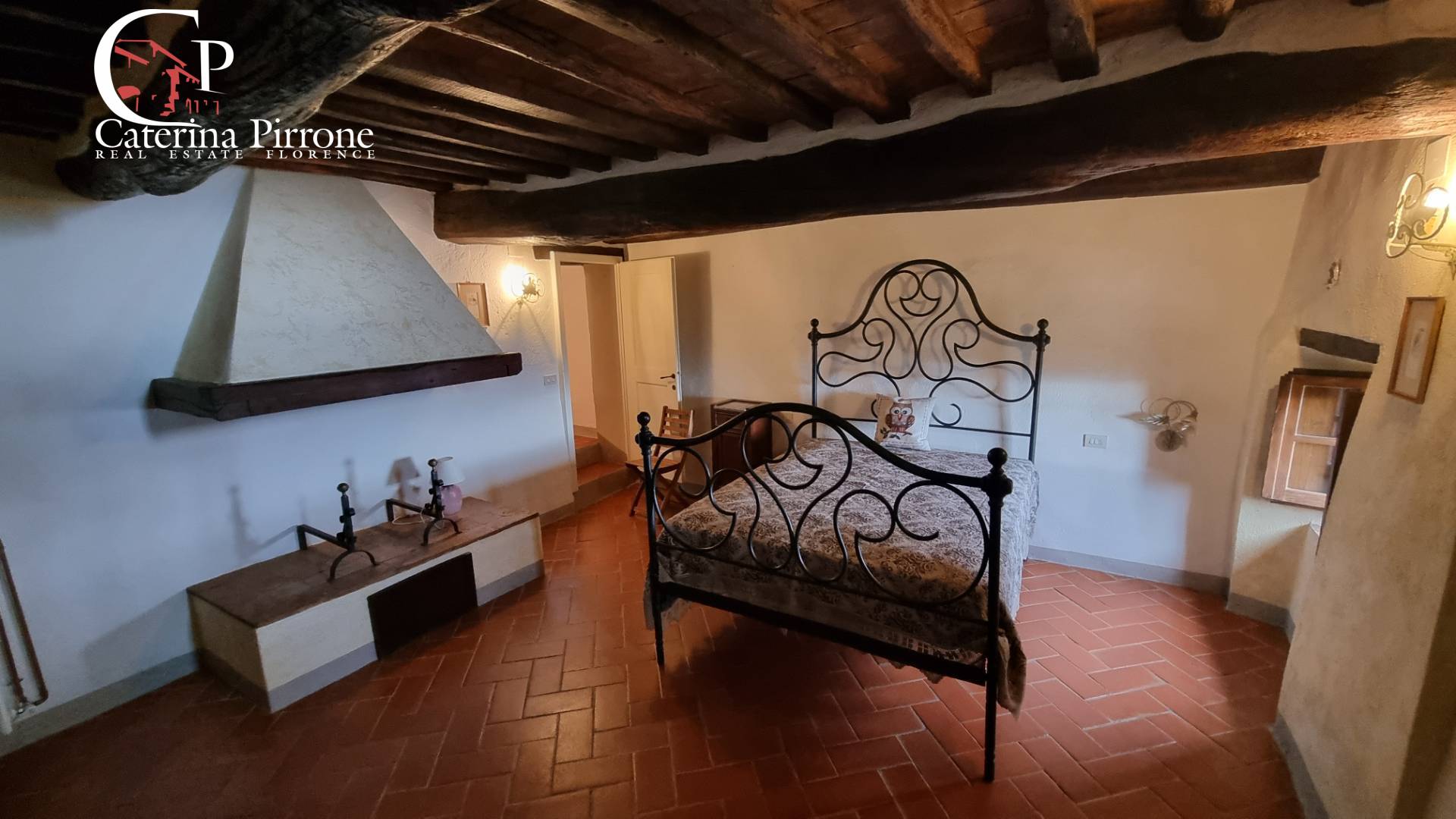 Appartamento indipendente in vendita a Bucine, Cennina