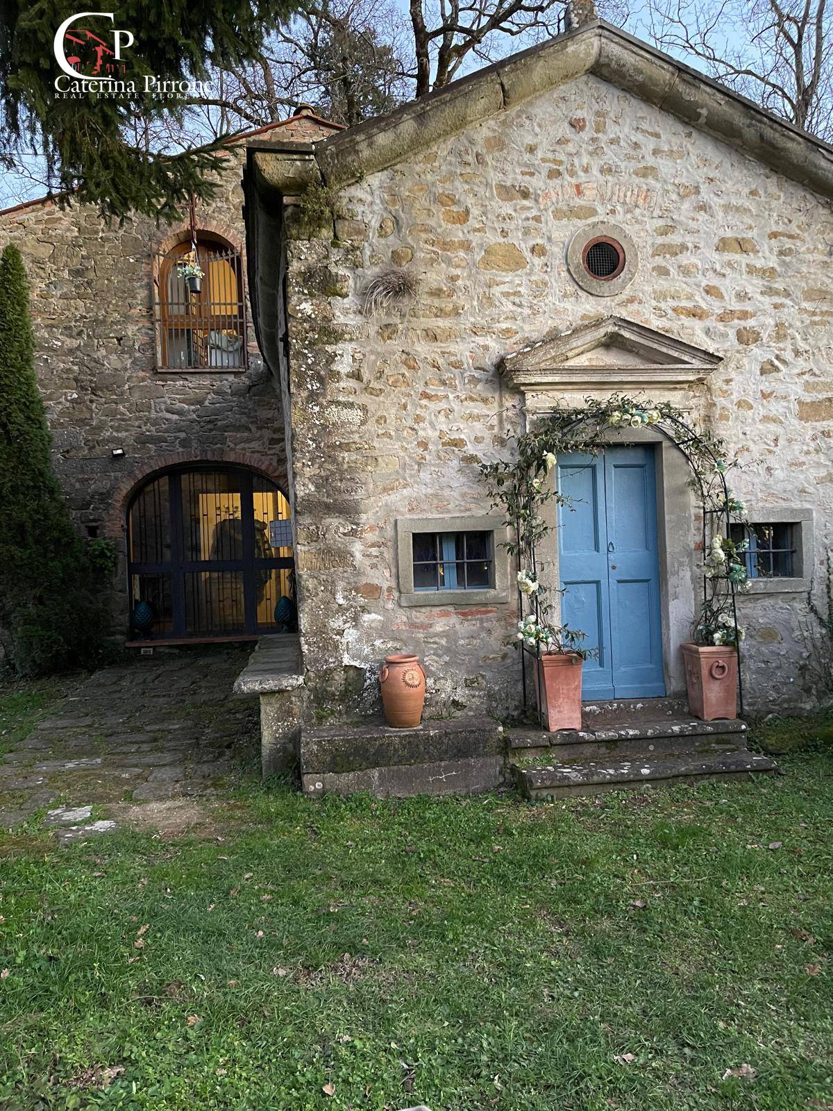 Colonica in vendita a Vicchio
