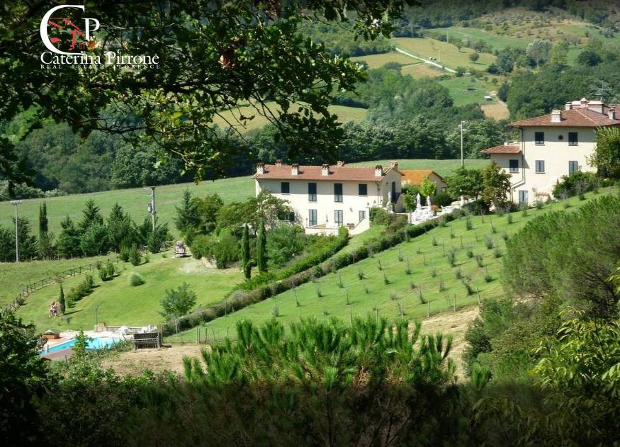 Colonica in vendita a Dicomano, Orticaia