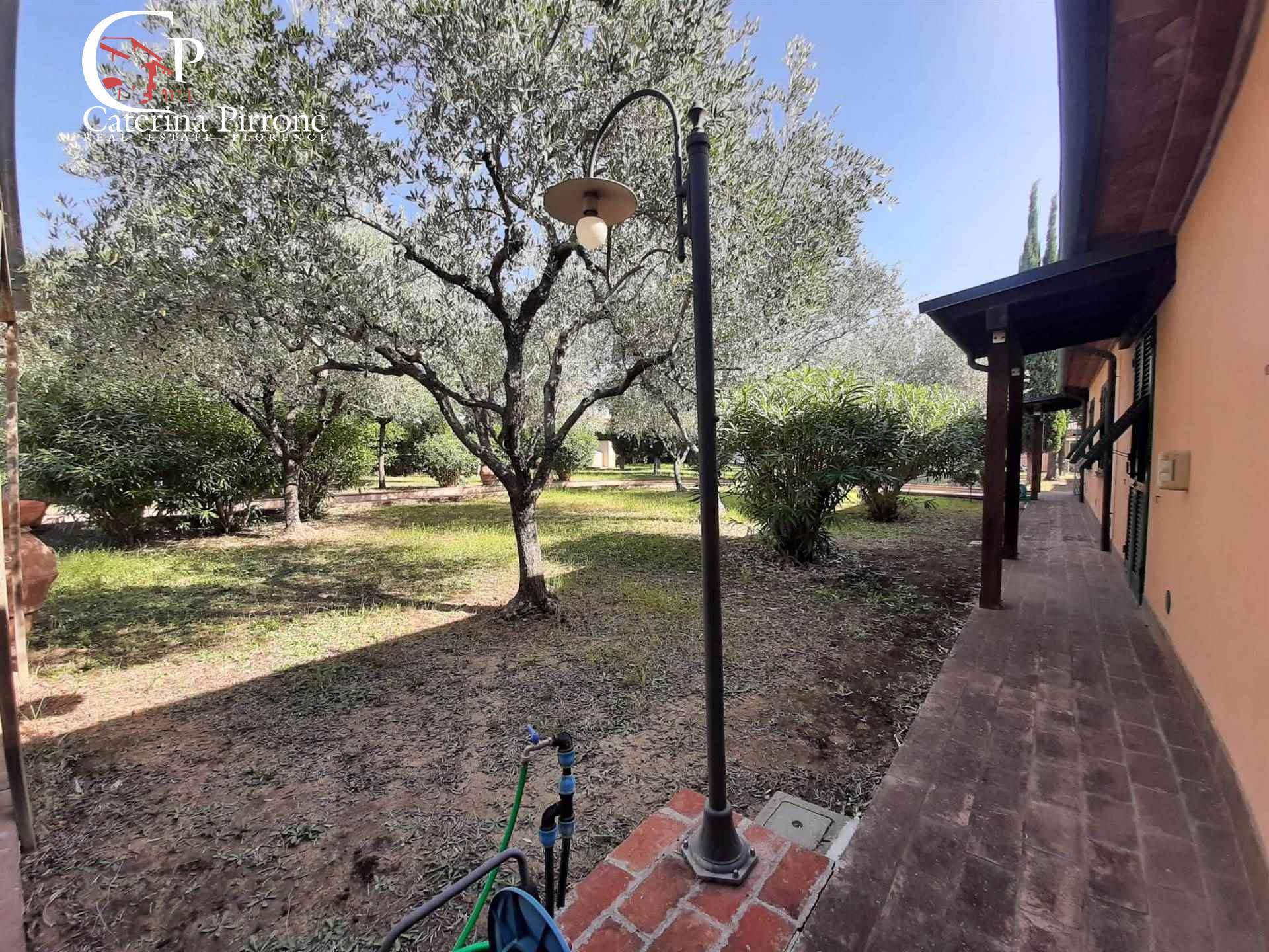 Villa in vendita a Cecina