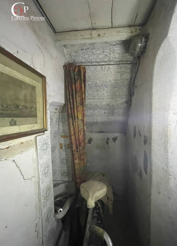 Laboratorio in vendita a Firenze, San Frediano