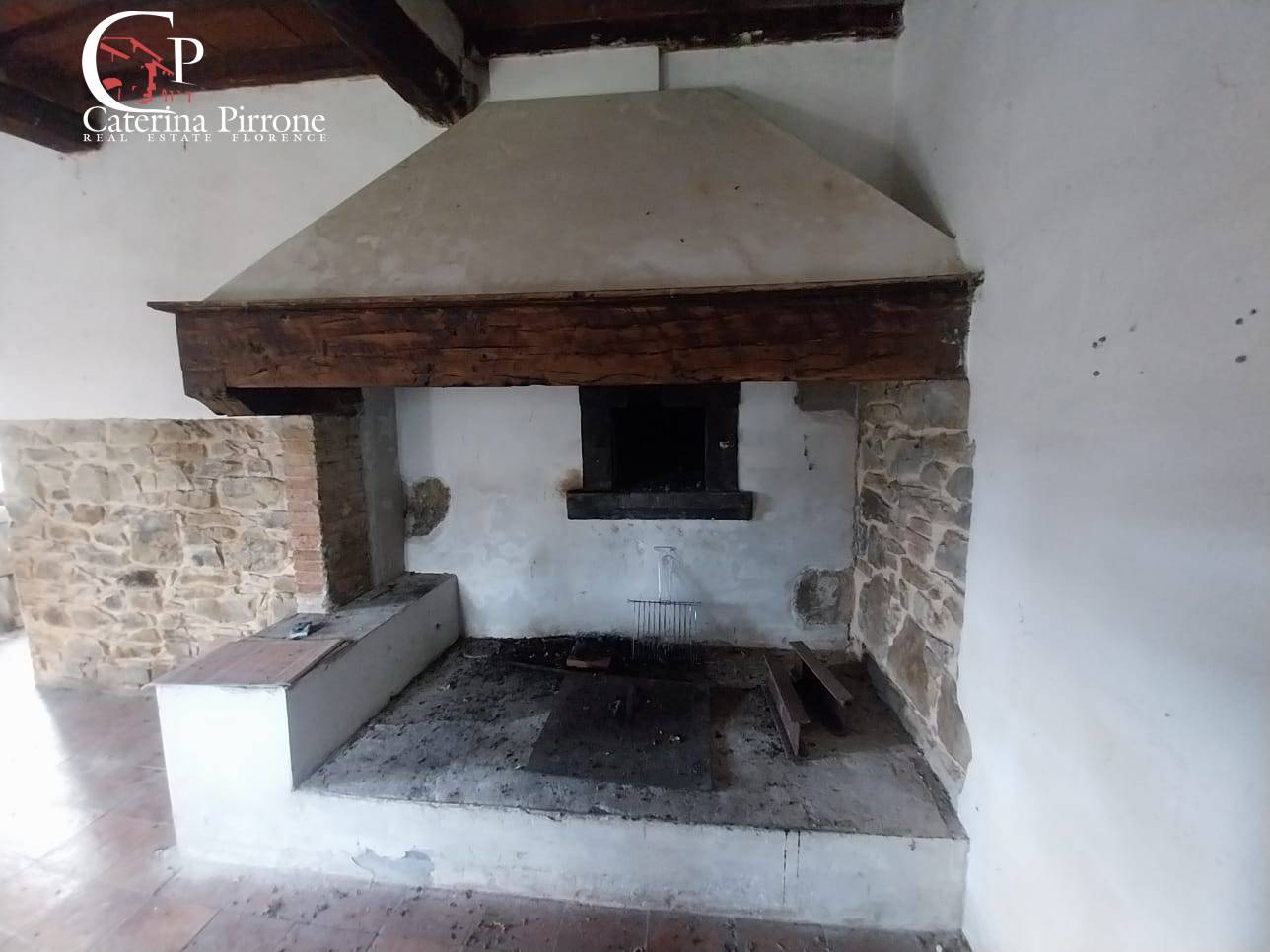 Colonica in vendita a Dicomano, Celle