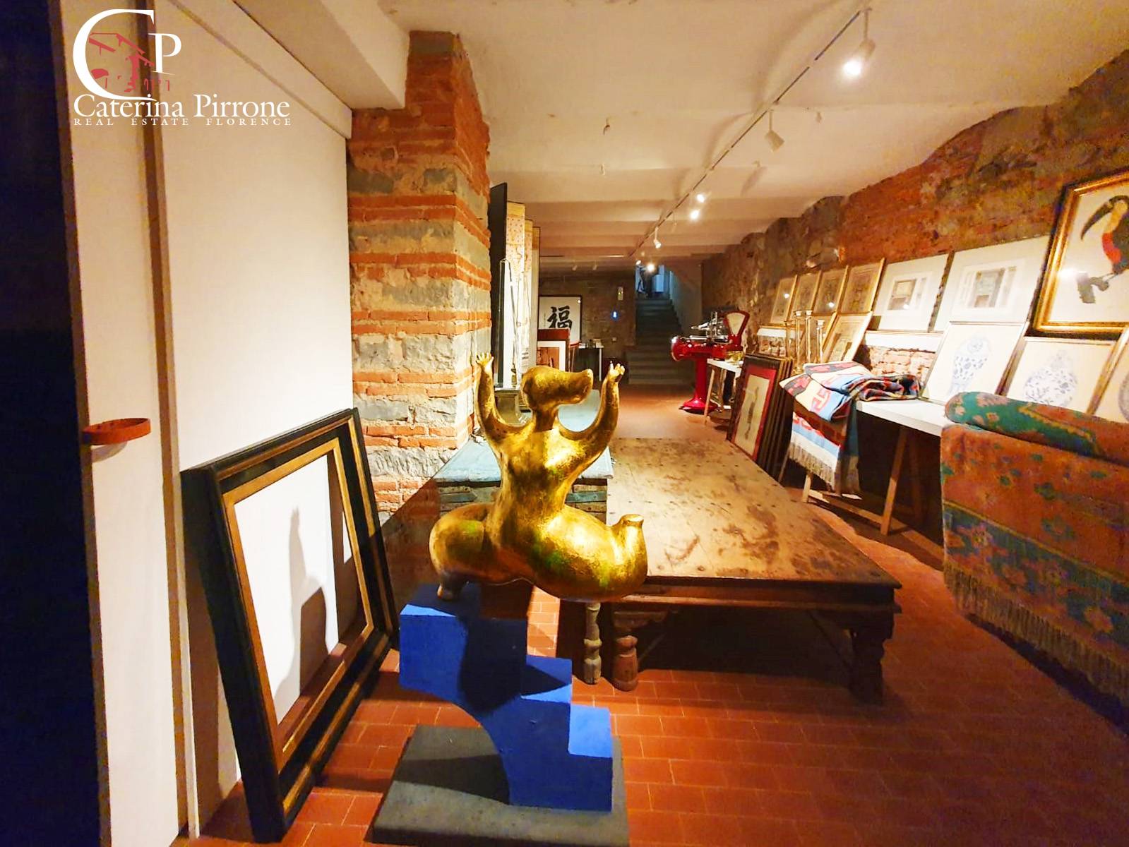 Magazzino in affitto a Firenze, Le cure