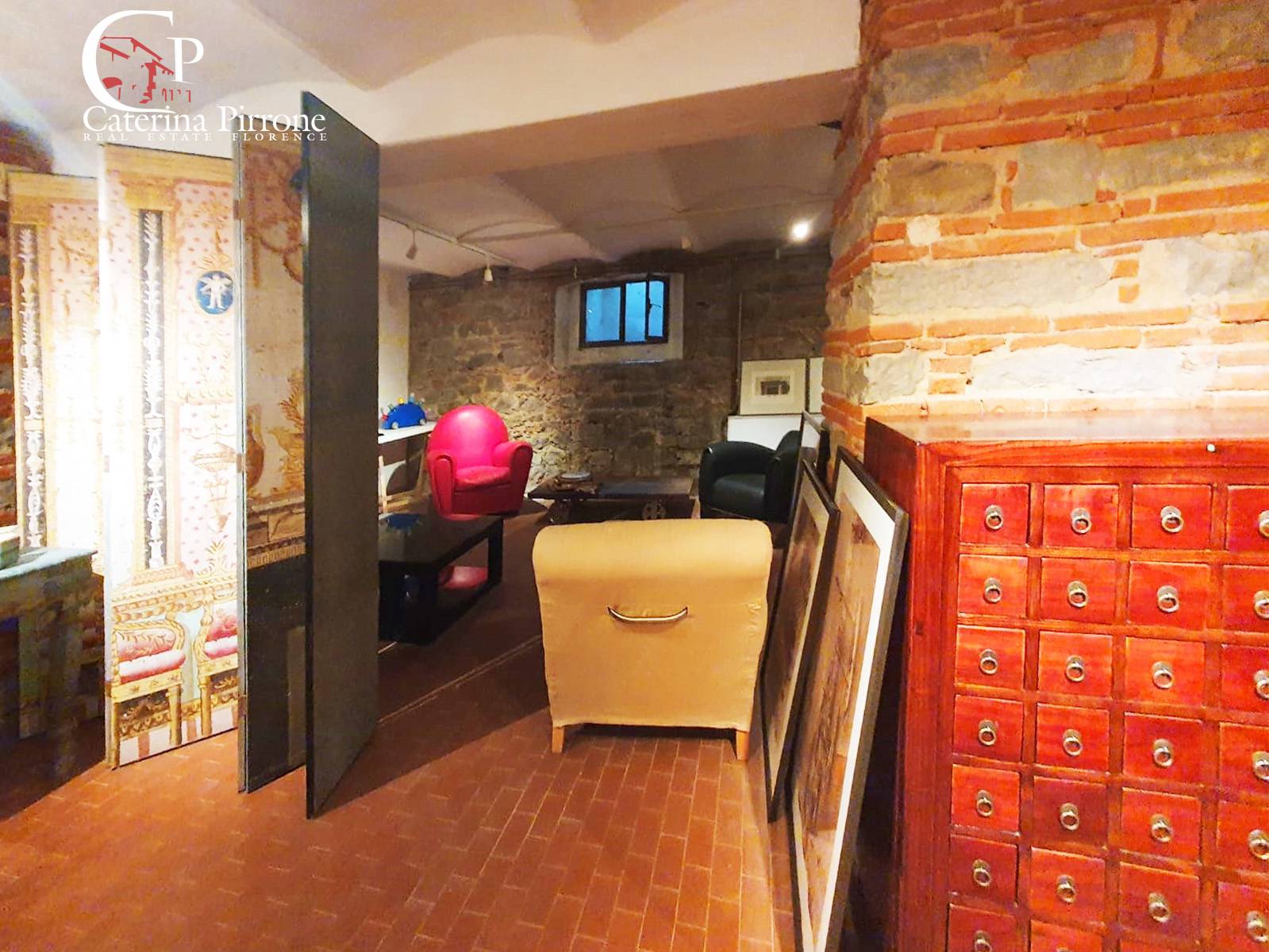 Magazzino in affitto a Firenze, Le cure