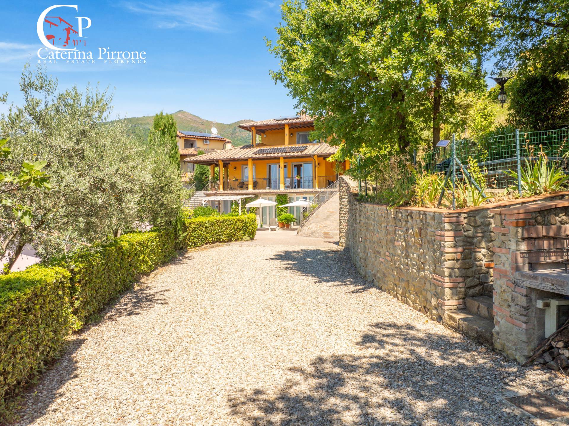Villa in vendita a Reggello