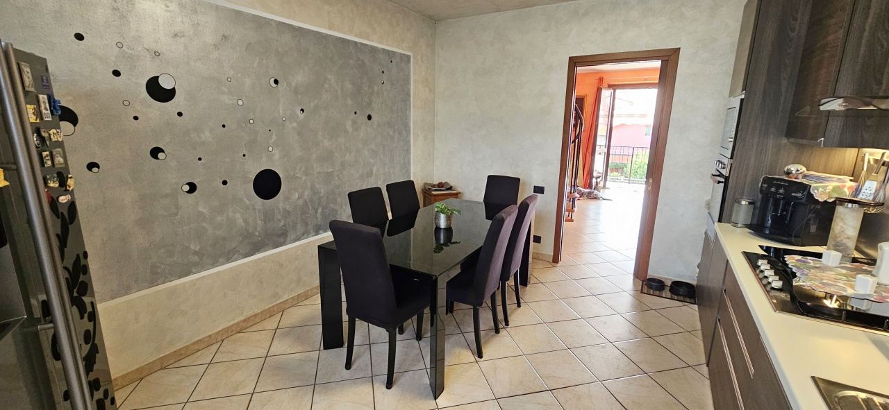 Appartamento con box in via aldo moro, Verolengo