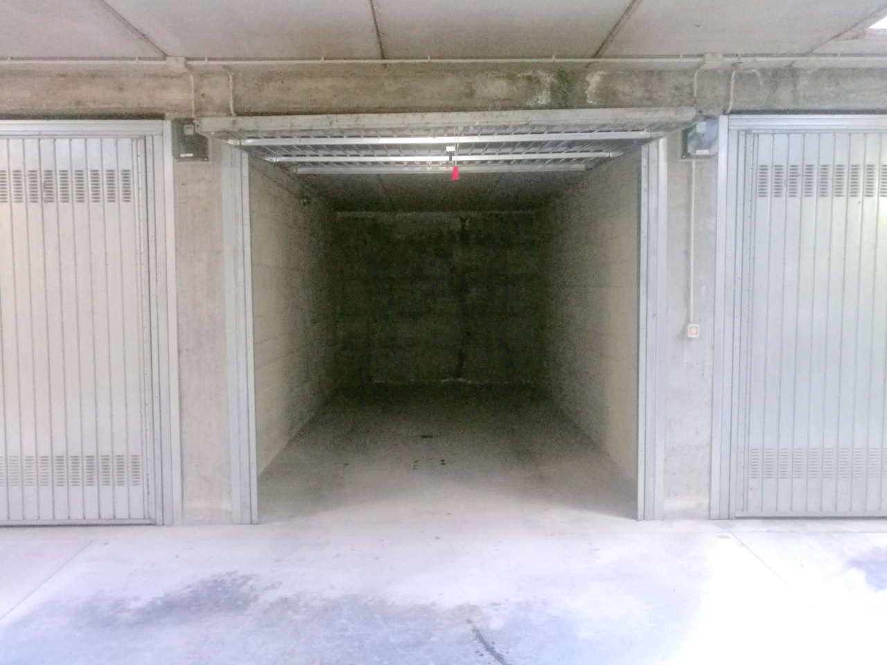 Box/Garage 16mq con box in via eugenio clara, Chivasso