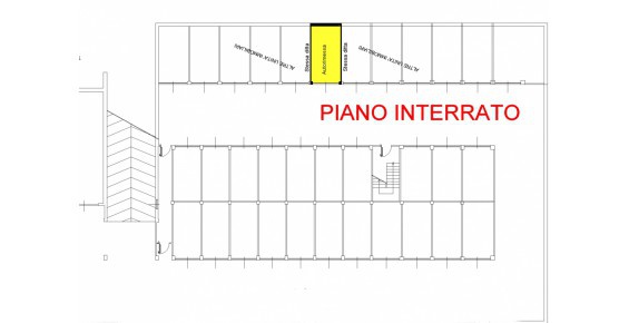 Box/Garage 16mq con box in via eugenio clara, Chivasso