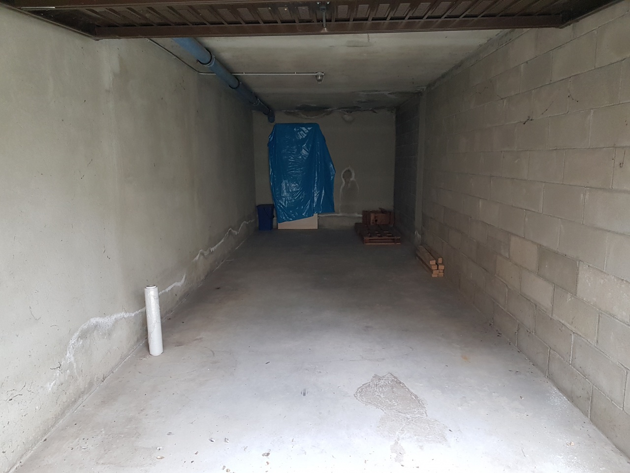 Box/Garage 23mq con box in via blatta, Chivasso