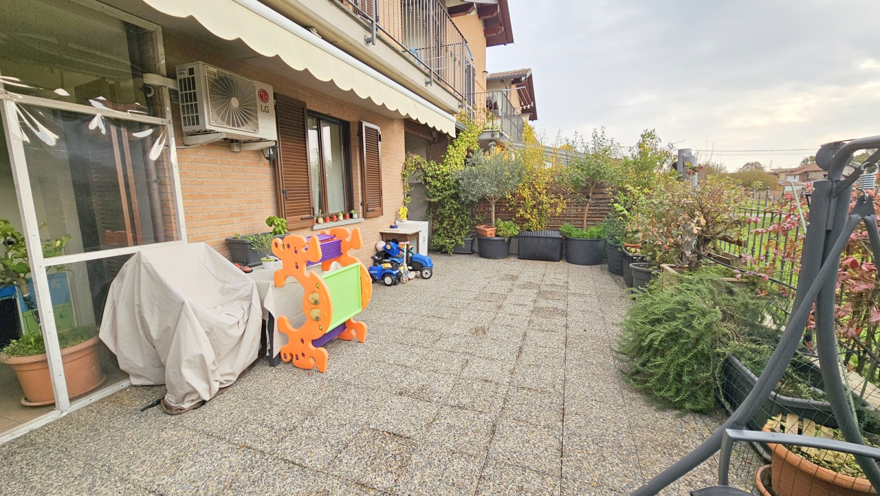 Casa indipendente con giardino in via santa margherita, Verolengo