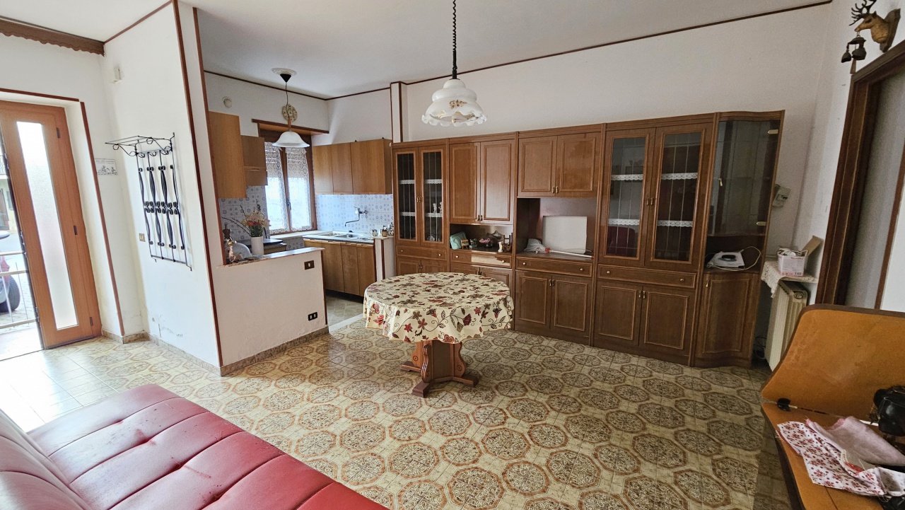 Trilocale in vendita in via cappuccini, Chivasso