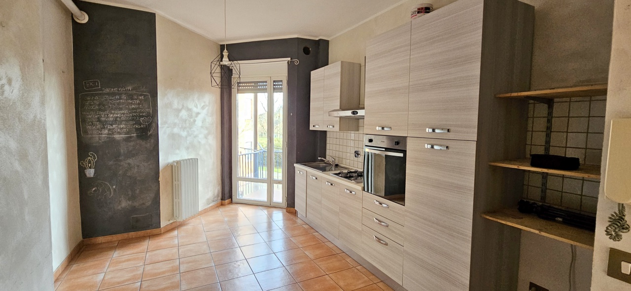 Appartamento con box in corso galileo ferraris, Chivasso