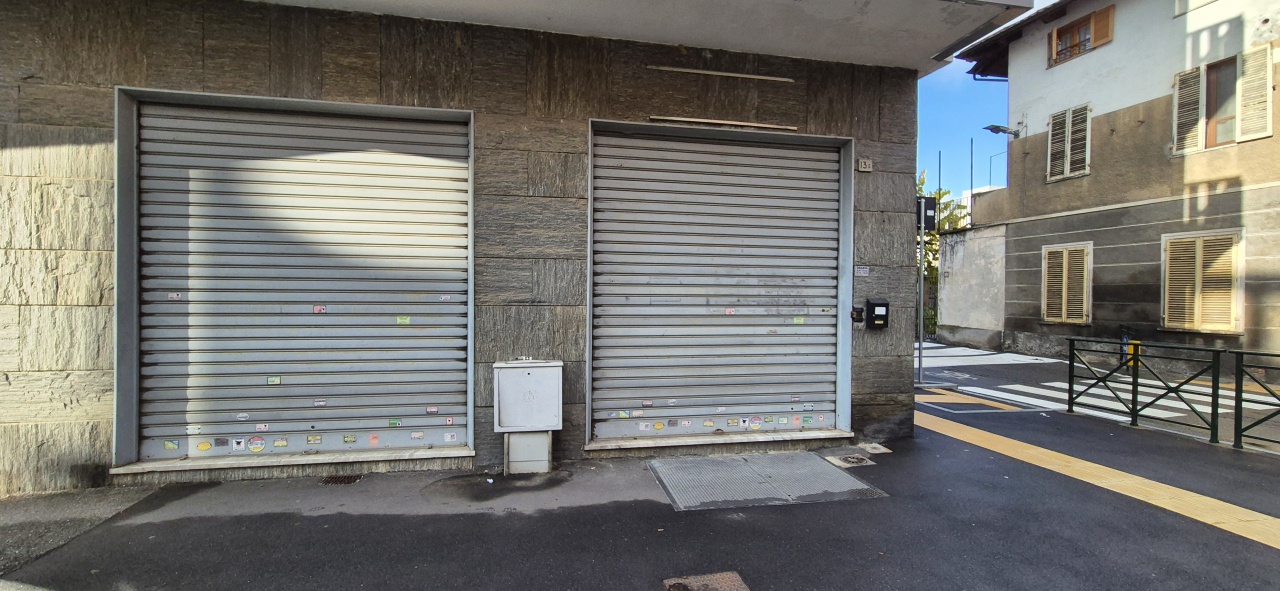 Locale commerciale in affitto in via siccardi, Chivasso