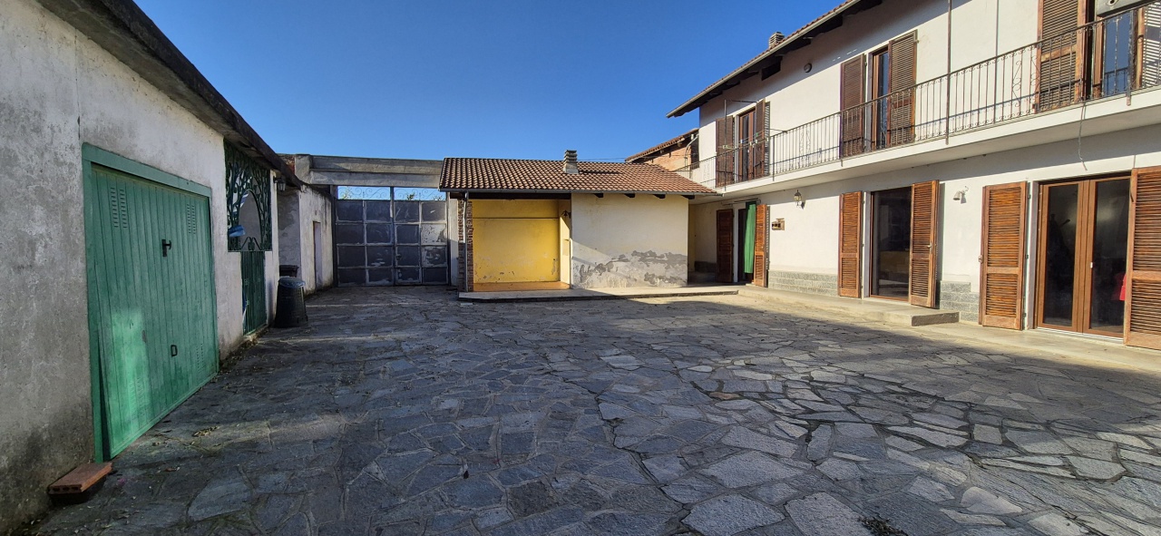 Casa indipendente con giardino in via casa porta, Cavagnolo