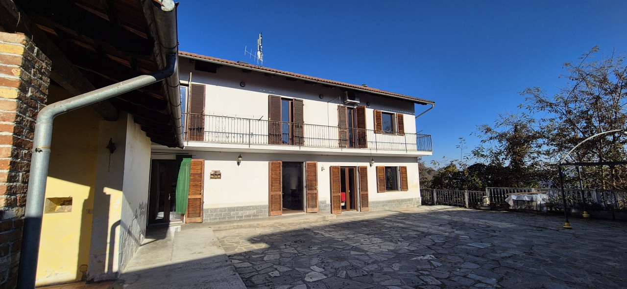 Casa indipendente con giardino in via casa porta, Cavagnolo