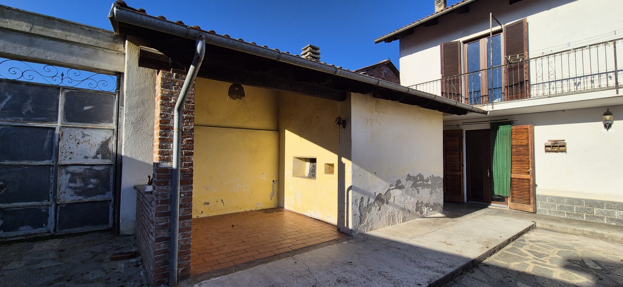 Casa indipendente con giardino in via casa porta, Cavagnolo