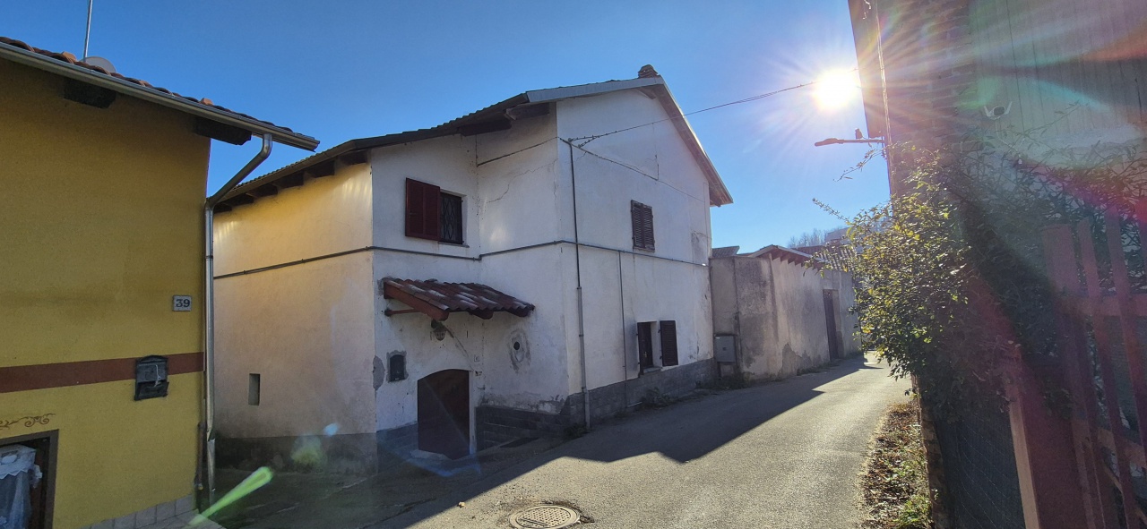 Casa indipendente con giardino in via casa porta, Cavagnolo