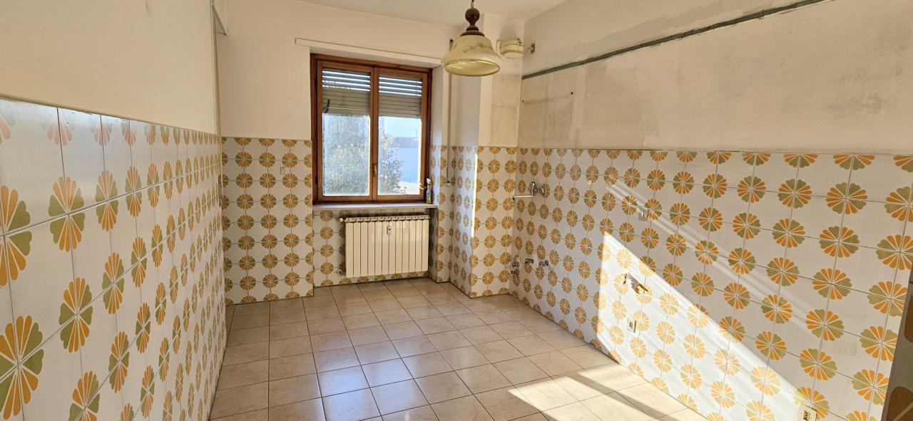 Quadrilocale in vendita in via iv novembre, Chivasso