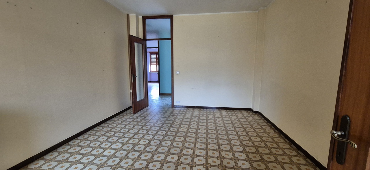 Trilocale con box doppio in via chivasso, San Sebastiano da Po