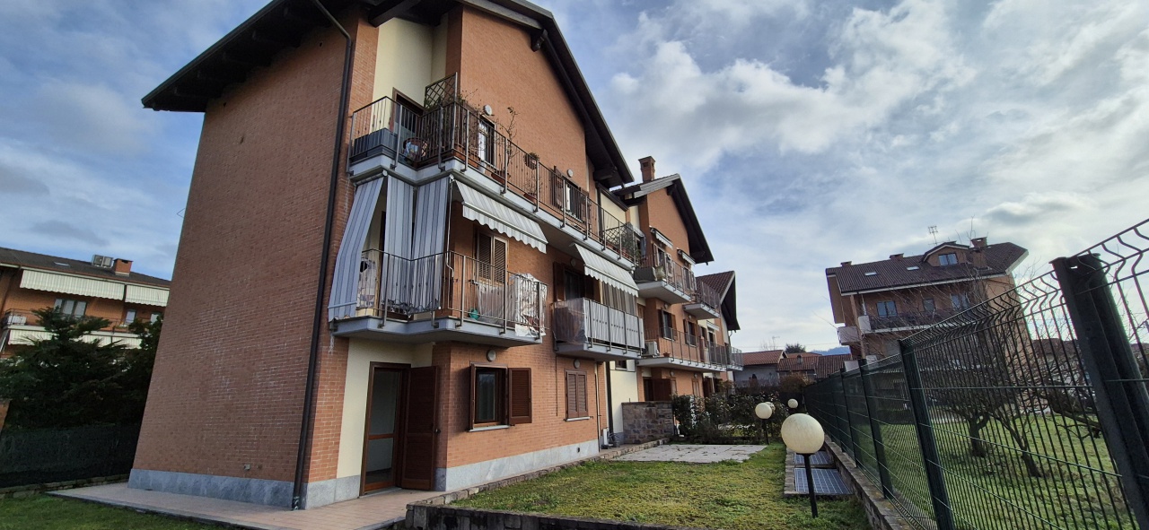 Trilocale con giardino in via favorita, Chivasso