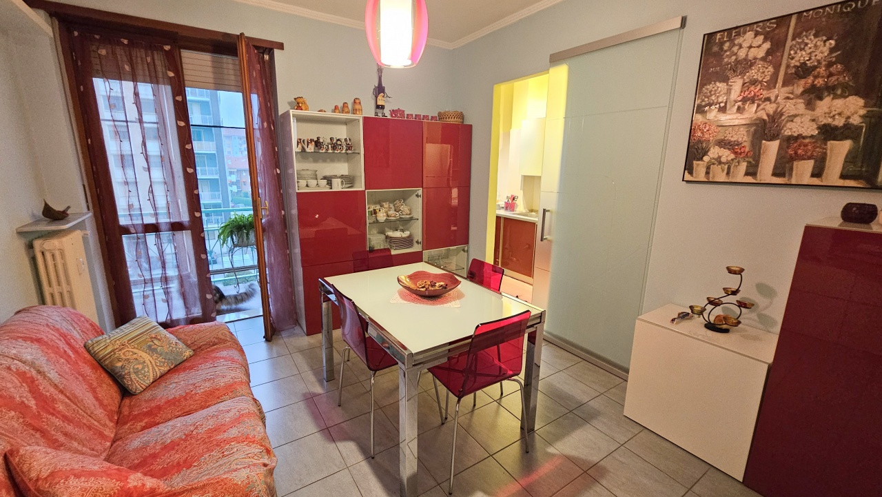 Trilocale in vendita in viale vittorio veneto, Chivasso