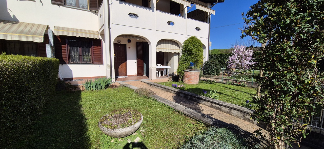 Appartamento con giardino in via garibaldi, Lauriano